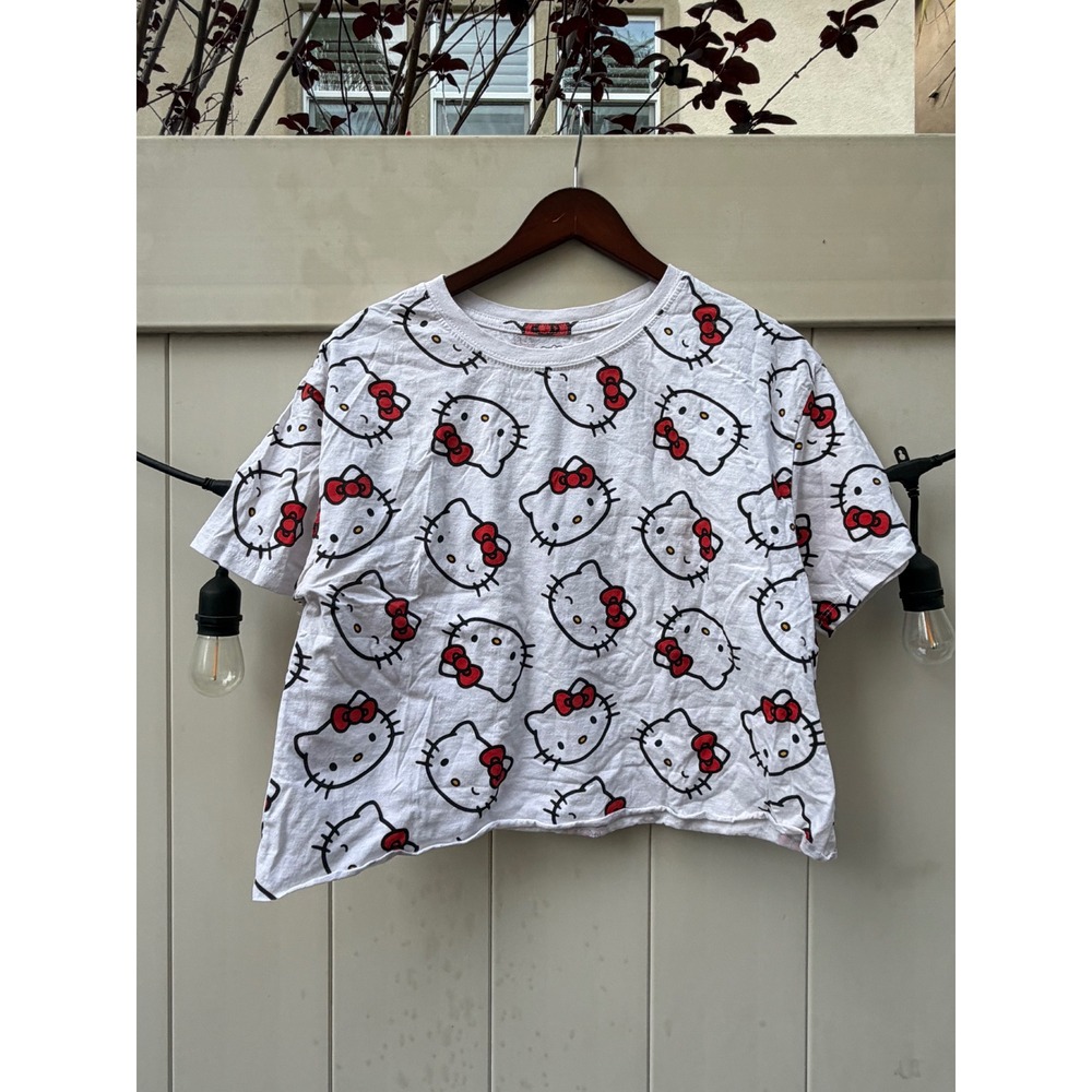 Hello Kitty Sanrio All Over Print Cropped T-Shirt White XL Hybrid Apparel Cotton